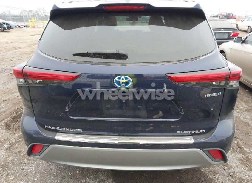Photo 15 of 2021 Toyota Highlander HYBRID PLATINUM (VIN 5TDEBRCH1MS023098)