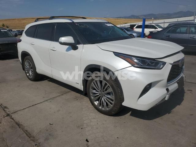 Photo 10 of 2022 TOYOTA HIGHLANDER HYBRID PLATINUM (VIN 5TDEBRCH7NS074588)