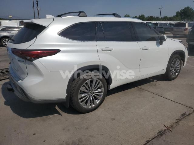 Photo 12 of 2022 TOYOTA HIGHLANDER HYBRID PLATINUM (VIN 5TDEBRCH7NS074588)