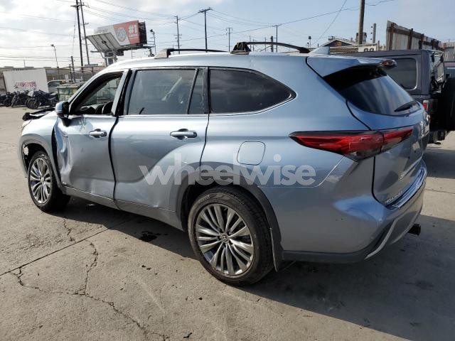 2020 TOYOTA HIGHLANDER HYBRID PLATINUM (VIN 5TDEBRCH8LS002635) main photo