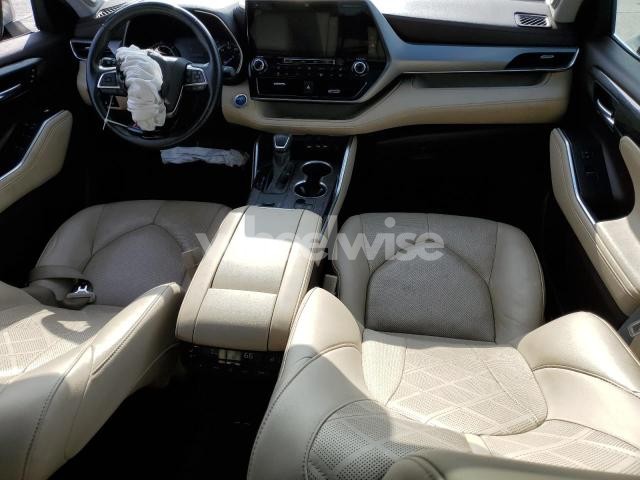 Photo 2 of 2020 TOYOTA HIGHLANDER HYBRID PLATINUM (VIN 5TDEBRCH8LS002635)