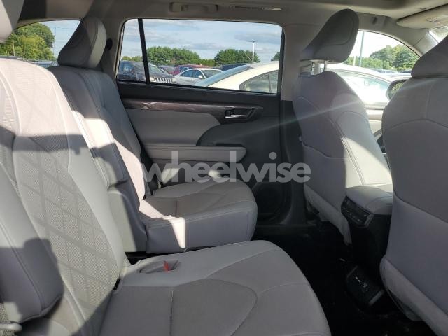 2020 TOYOTA HIGHLANDER HYBRID PLATINUM (VIN 5TDEBRCH8LS004207) main photo