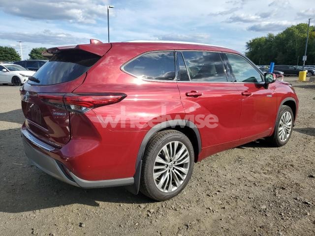 Photo 10 of 2020 TOYOTA HIGHLANDER HYBRID PLATINUM (VIN 5TDEBRCH8LS004207)