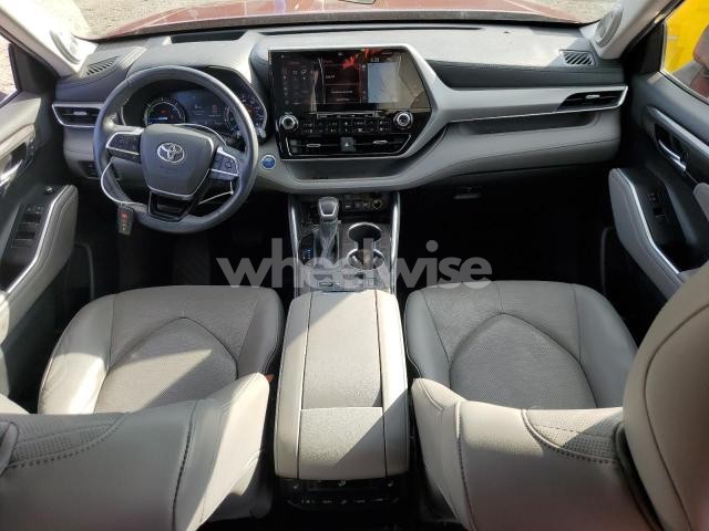 Photo 4 of 2020 TOYOTA HIGHLANDER HYBRID PLATINUM (VIN 5TDEBRCH8LS004207)