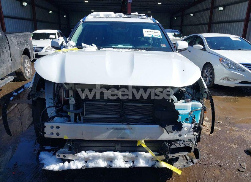 Photo 12 of 2022 Toyota Highlander HYBRID PLATINUM (VIN 5TDEBRCHXNS092020)