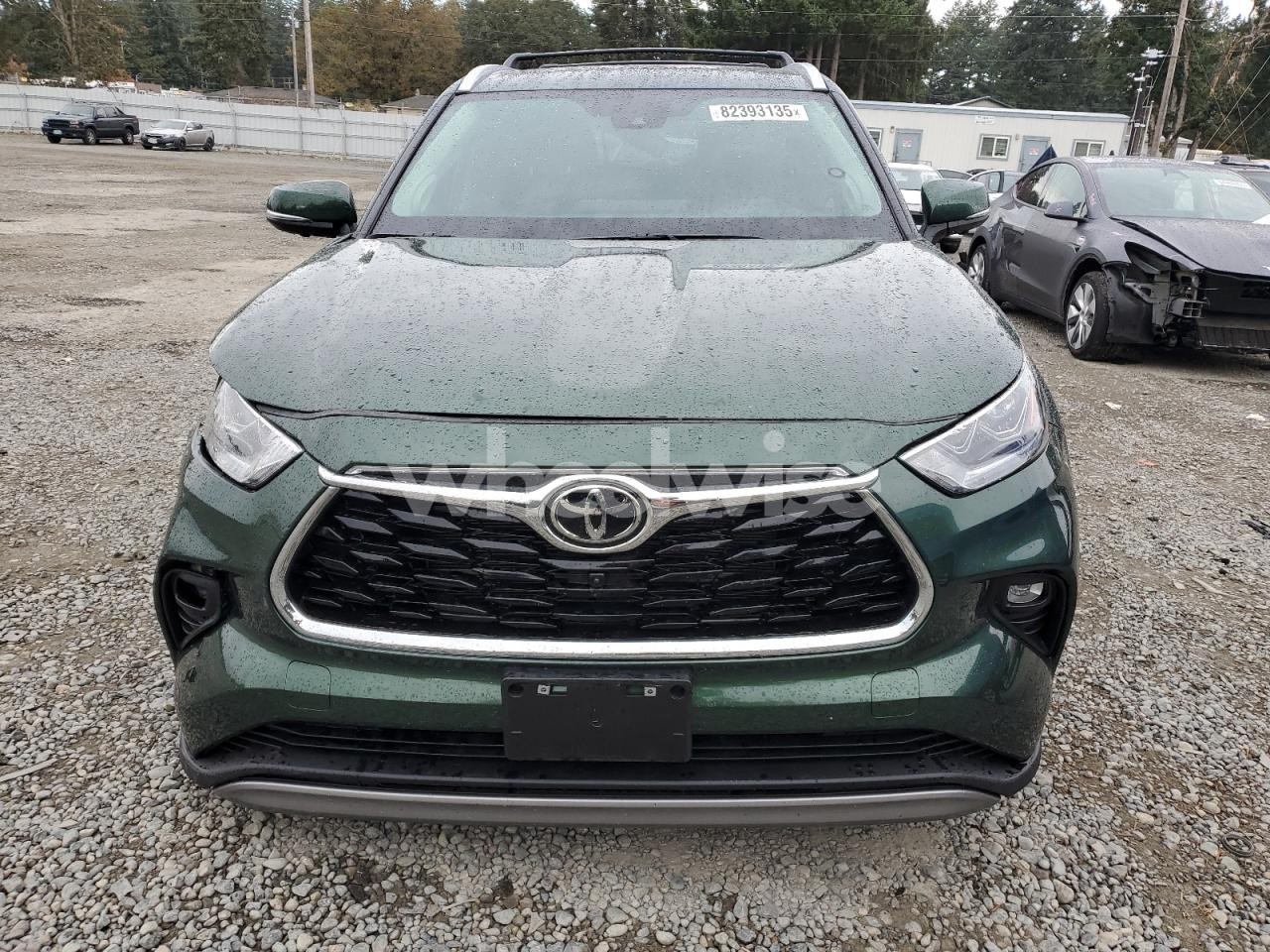 Photo 5 of 2025 TOYOTA HIGHLANDER HYBRID LIMITED (VIN 5TDEBRCHXSS669947)