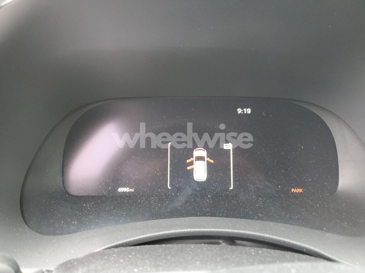 Photo 9 of 2025 TOYOTA HIGHLANDER HYBRID LIMITED (VIN 5TDEBRCHXSS669947)