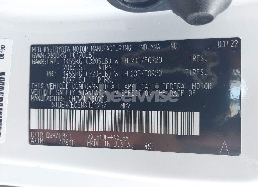 Photo 9 of 2022 Toyota Sienna PLATINUM (VIN 5TDERKEC5NS101257)