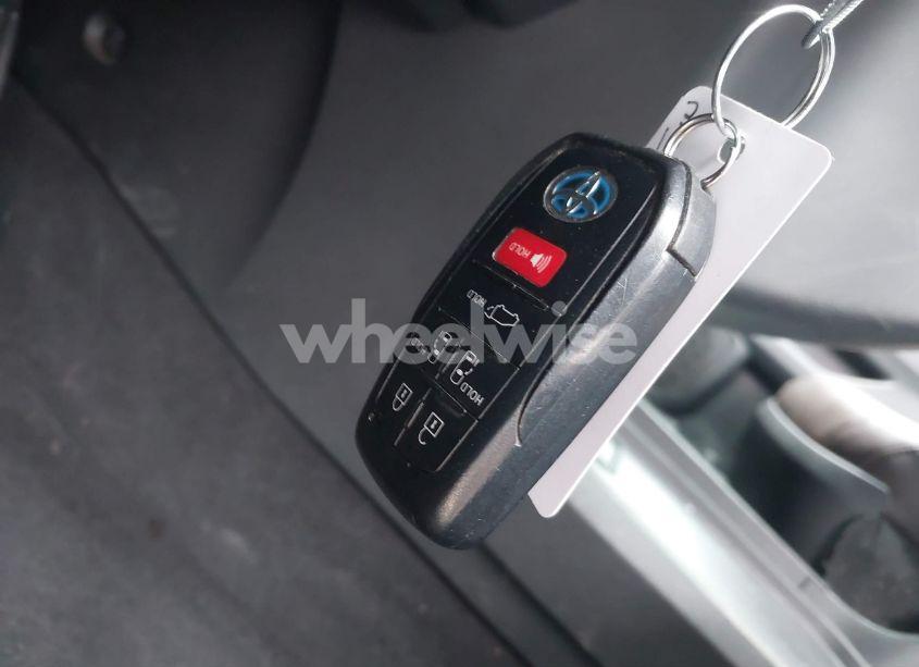 Photo 11 of 2021 Toyota Sienna PLATINUM (VIN 5TDERKEC9MS027243)