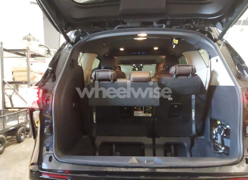 Photo 18 of 2024 Toyota Sienna PLATINUM (VIN 5TDESKFC3RS145914)