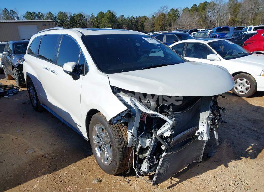 2021 Toyota Sienna PLATINUM (VIN 5TDESKFC5MS034175) main photo