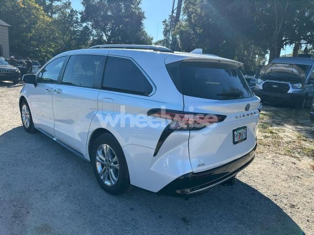 Photo 14 of 2022 TOYOTA SIENNA LIMITED (VIN 5TDESKFC5NS046070)