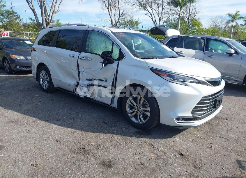 2023 Toyota Sienna PLATINUM (VIN 5TDESKFC5PS097474) main photo