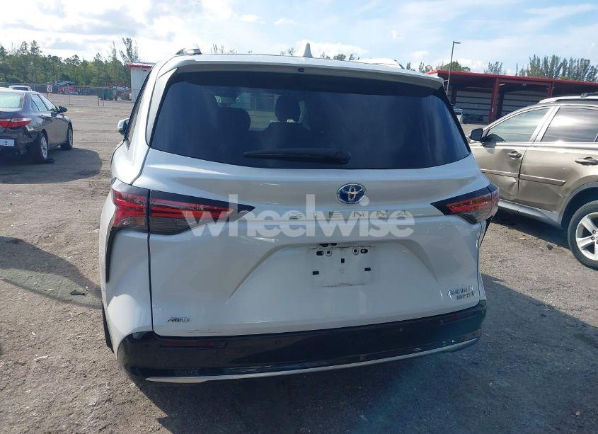 Photo 16 of 2023 Toyota Sienna PLATINUM (VIN 5TDESKFC5PS097474)