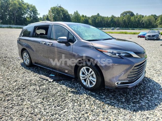 Photo 8 of 2023 TOYOTA SIENNA LIMITED (VIN 5TDESKFC7PS107292)