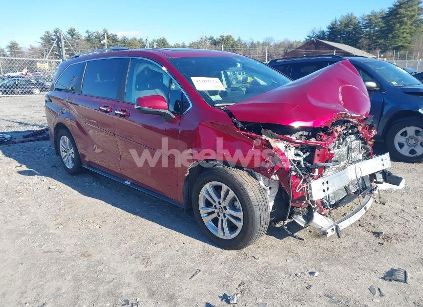 2023 Toyota Sienna PLATINUM (VIN 5TDESKFC8PS097369) main photo