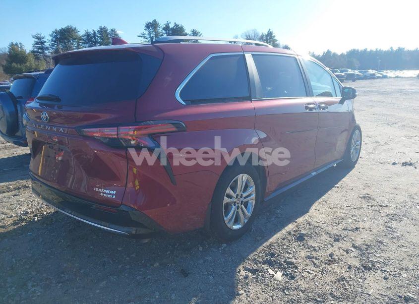 Photo 4 of 2023 Toyota Sienna PLATINUM (VIN 5TDESKFC8PS097369)