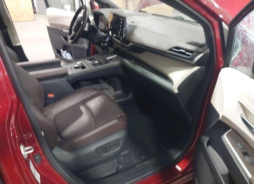 Photo 5 of 2022 Toyota Sienna PLATINUM (VIN 5TDESKFC9NS055256)