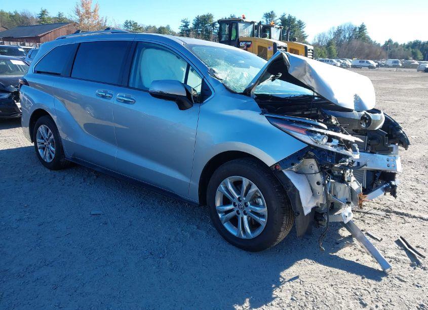 2023 Toyota Sienna PLATINUM (VIN 5TDESKFC9PS104684) main photo