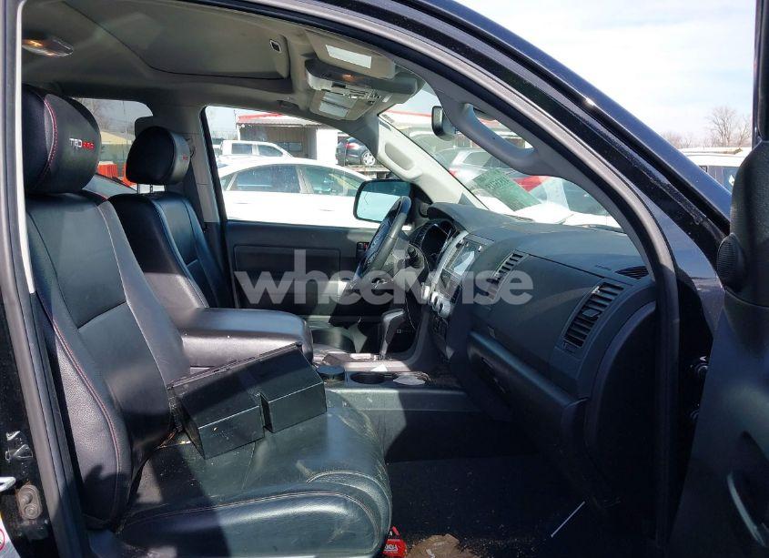 Photo 5 of 2022 Toyota Sequoia TRD PRO (VIN 5TDEY5B14NS187796)