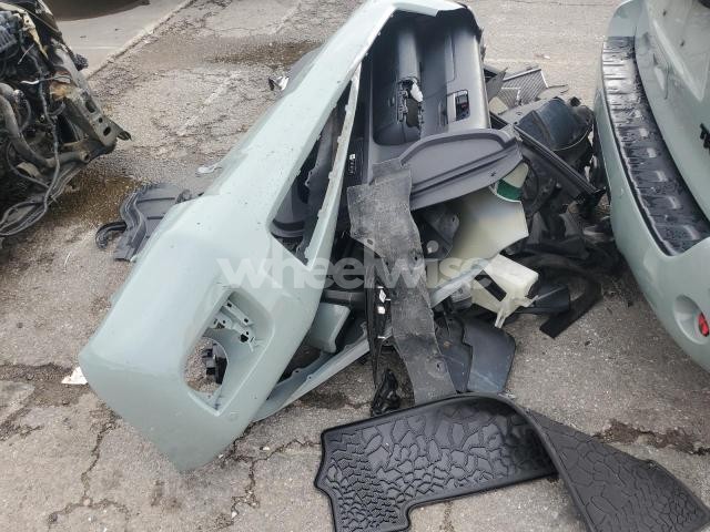 Photo 5 of 2021 TOYOTA SEQUOIA SR5 (VIN 5TDEY5B1XMS184724)