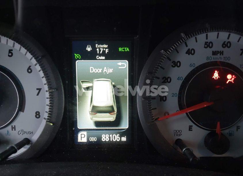 Photo 15 of 2019 Toyota Sienna SE 7 PASSENGER (VIN 5TDEZ3DC8KS210587)