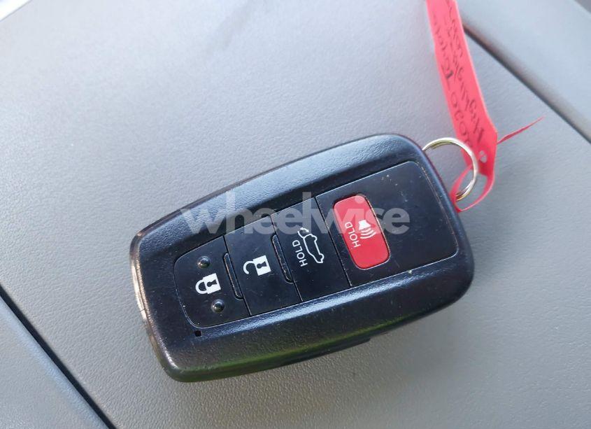 Photo 11 of 2021 Toyota Highlander HYBRID PLATINUM (VIN 5TDFARAH5MS005584)