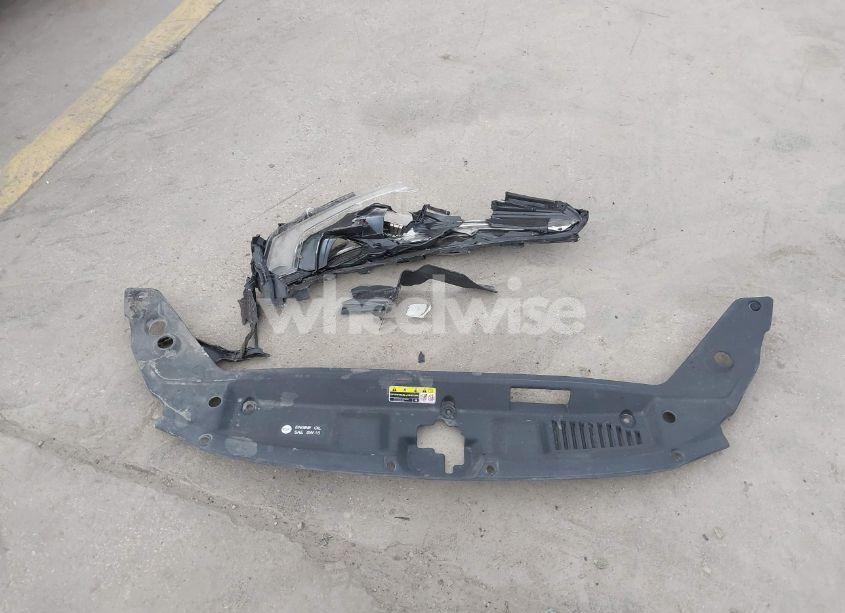 Photo 12 of 2021 Toyota Highlander HYBRID PLATINUM (VIN 5TDFARAHXMS008030)