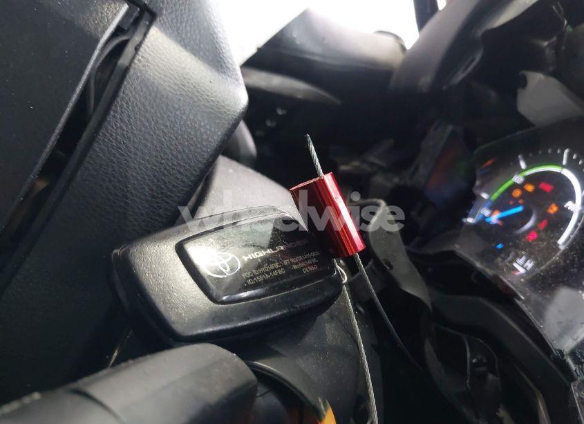 Photo 11 of 2021 Toyota Highlander HYBRID PLATINUM (VIN 5TDFARAHXMS008108)