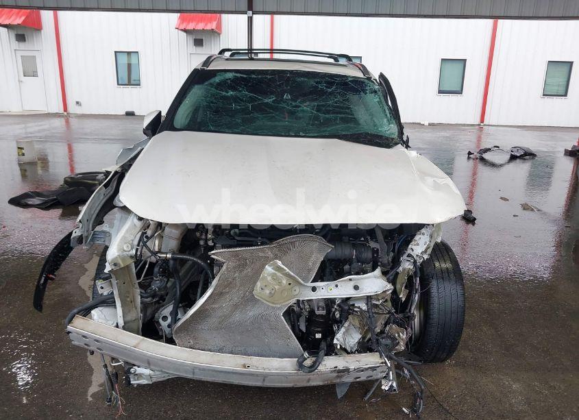 Photo 6 of 2021 Toyota Highlander HYBRID PLATINUM (VIN 5TDFARAHXMS008108)