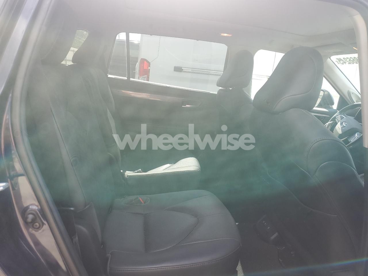 Photo 11 of 2020 TOYOTA HIGHLANDER PLATINUM (VIN 5TDFZRAH3LS030054)