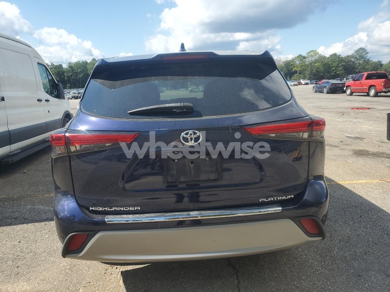 Photo 6 of 2020 TOYOTA HIGHLANDER PLATINUM (VIN 5TDFZRAH3LS030054)