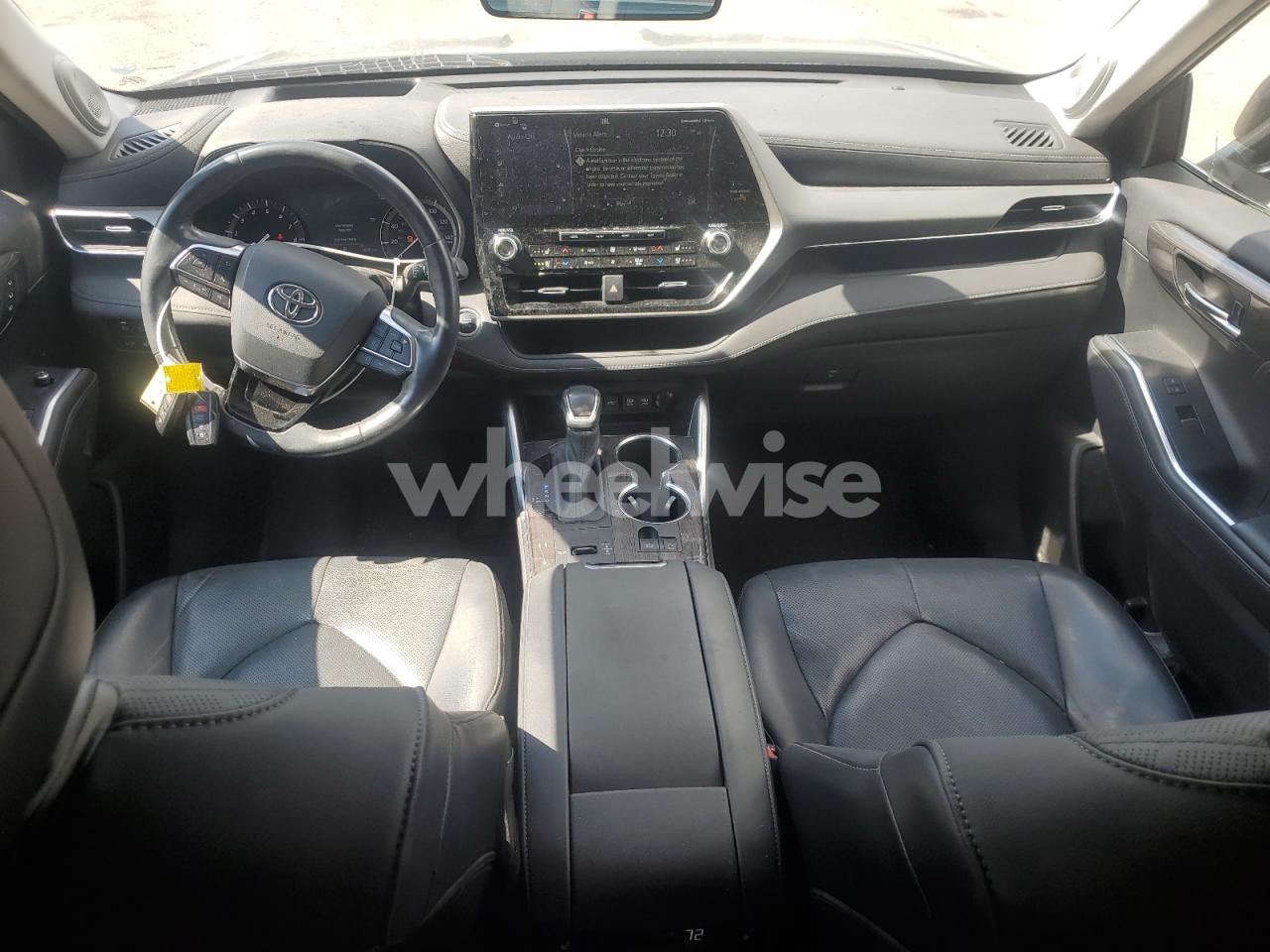 Photo 8 of 2020 TOYOTA HIGHLANDER PLATINUM (VIN 5TDFZRAH3LS030054)