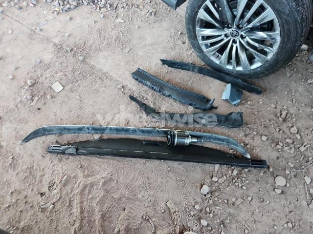 Photo 3 of 2021 TOYOTA HIGHLANDER PLATINUM (VIN 5TDFZRAH8MS087691)