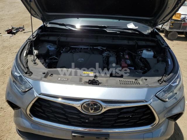 2021 TOYOTA HIGHLANDER PLATINUM (VIN 5TDFZRBH0MS119371) main photo