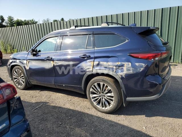 Photo 5 of 2021 TOYOTA HIGHLANDER PLATINUM (VIN 5TDFZRBH1MS099860)