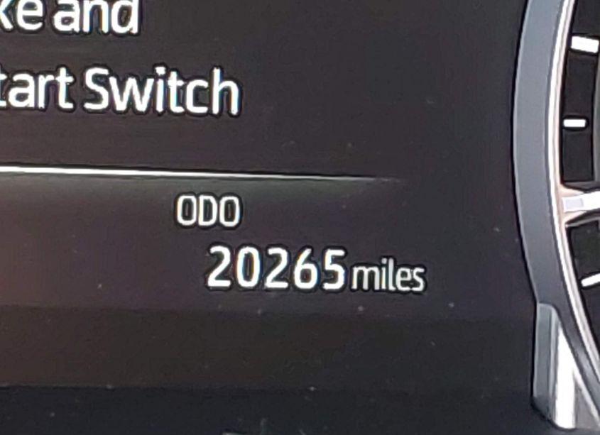 Photo 16 of 2022 Toyota Highlander PLATINUM (VIN 5TDFZRBH1NS229671)