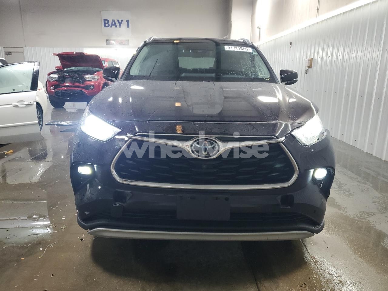 Photo 5 of 2020 TOYOTA HIGHLANDER PLATINUM (VIN 5TDFZRBH4LS044883)