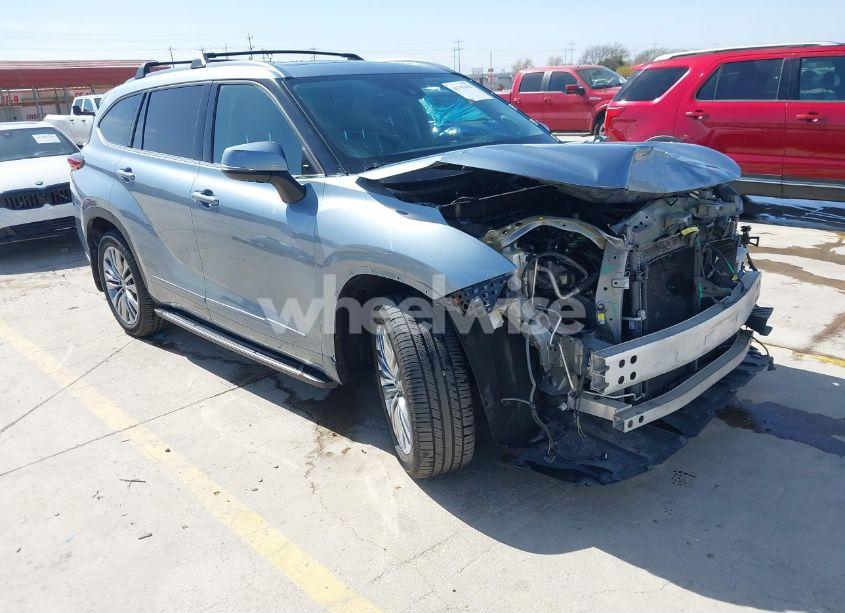 2021 Toyota Highlander PLATINUM (VIN 5TDFZRBH5MS095732) main photo