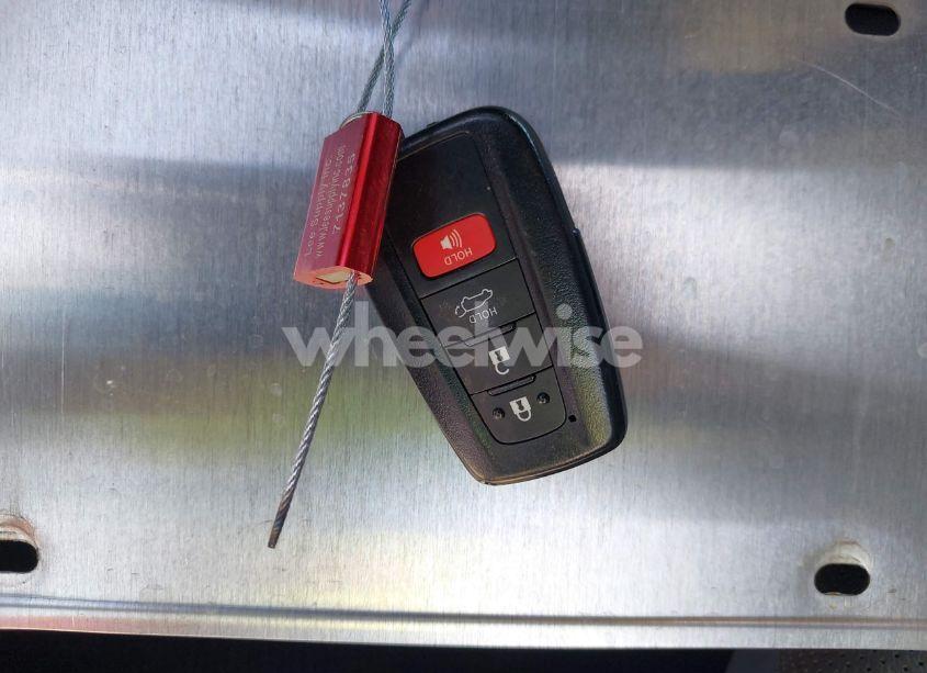 Photo 11 of 2021 Toyota Highlander PLATINUM (VIN 5TDFZRBH5MS095732)