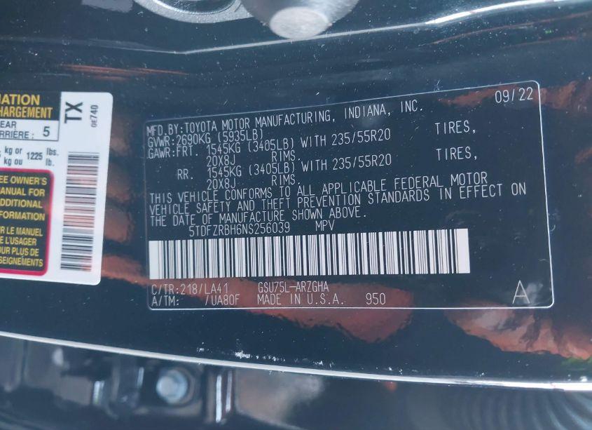 Photo 9 of 2022 Toyota Highlander PLATINUM (VIN 5TDFZRBH6NS256039)