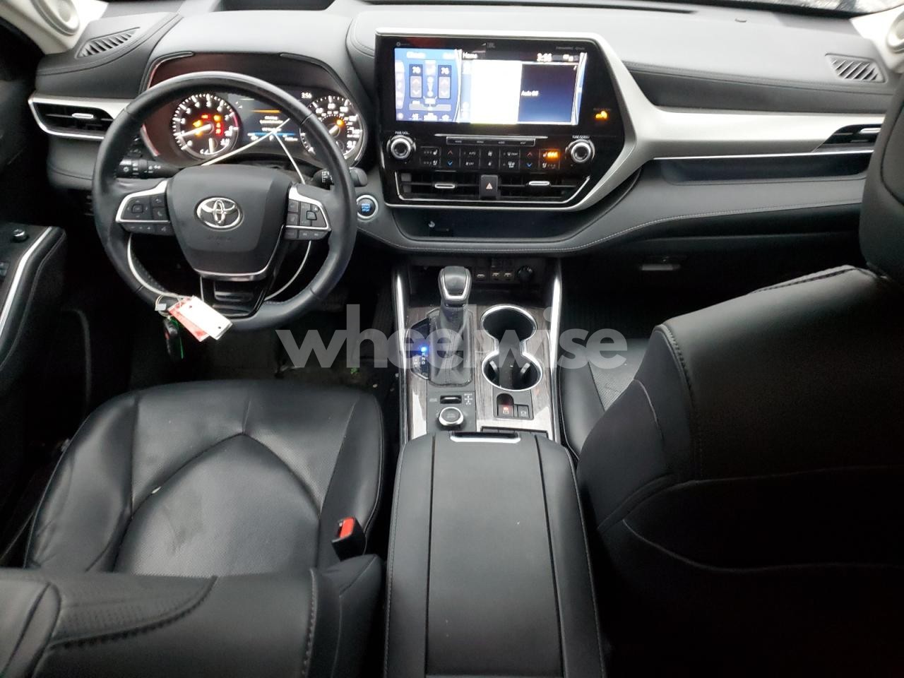 Photo 8 of 2020 TOYOTA HIGHLANDER PLATINUM (VIN 5TDFZRBH7LS022067)