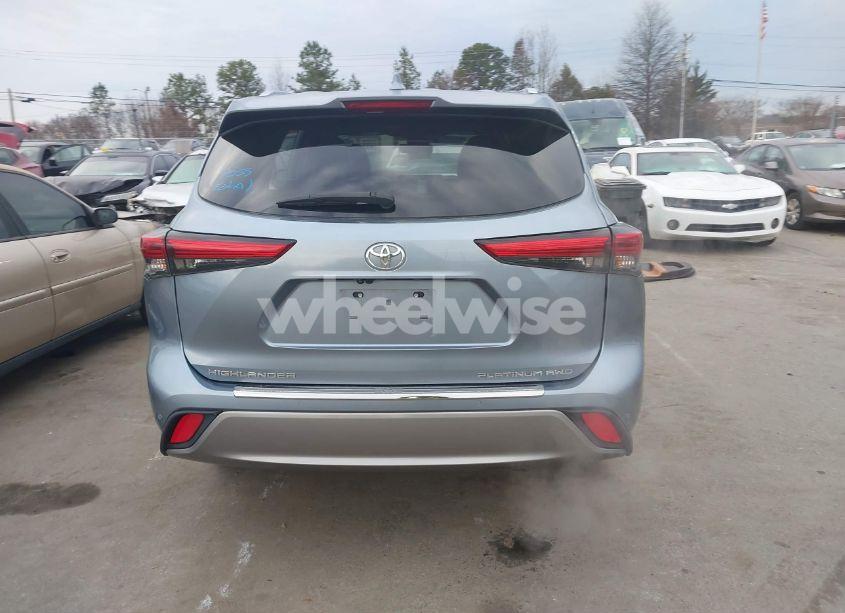 Photo 16 of 2021 Toyota Highlander PLATINUM (VIN 5TDFZRBH7MS123403)