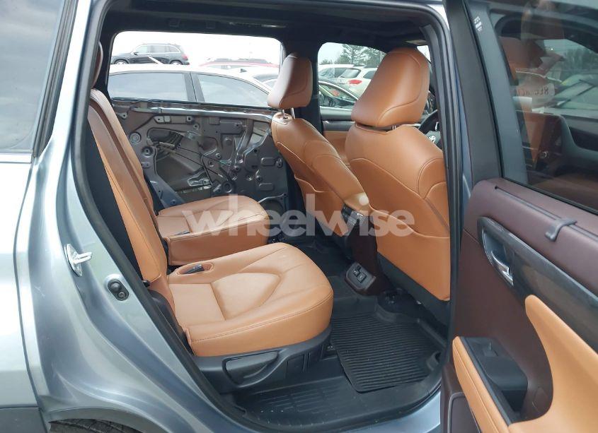 Photo 8 of 2021 Toyota Highlander PLATINUM (VIN 5TDFZRBH7MS123403)