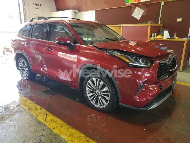 Photo 12 of 2020 TOYOTA HIGHLANDER PLATINUM (VIN 5TDFZRBH8LS029044)