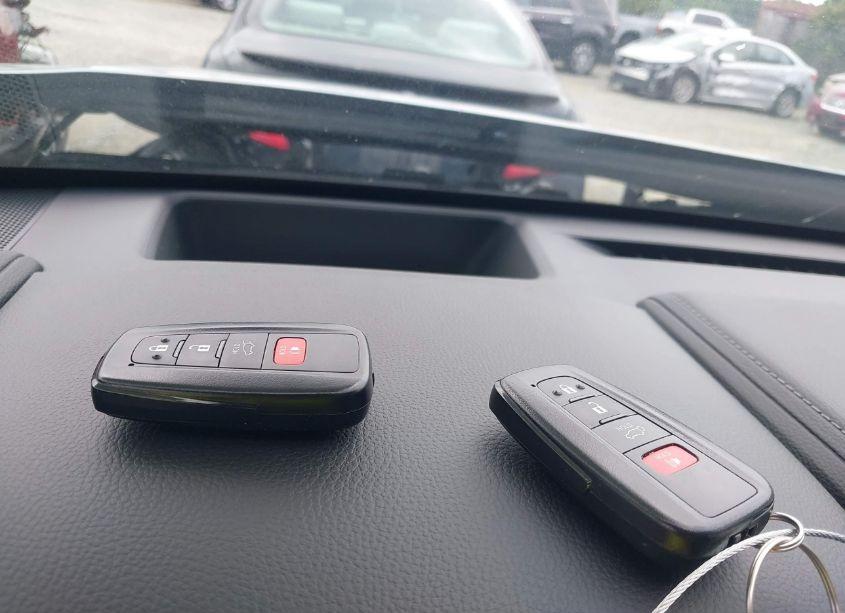 Photo 11 of 2021 Toyota Highlander PLATINUM (VIN 5TDFZRBH8MS148956)