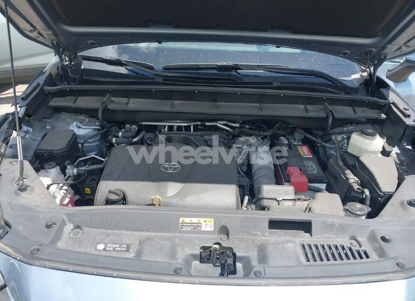 Photo 10 of 2022 Toyota Highlander PLATINUM (VIN 5TDFZRBHXNS175366)