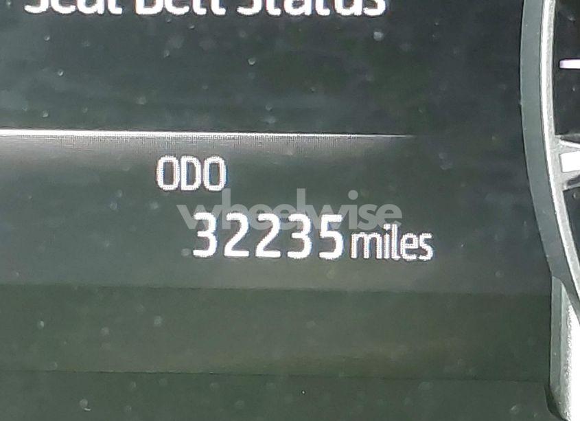 Photo 15 of 2022 Toyota Highlander PLATINUM (VIN 5TDFZRBHXNS175366)