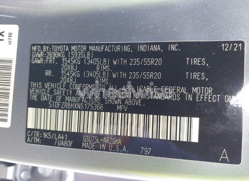 Photo 9 of 2022 Toyota Highlander PLATINUM (VIN 5TDFZRBHXNS175366)