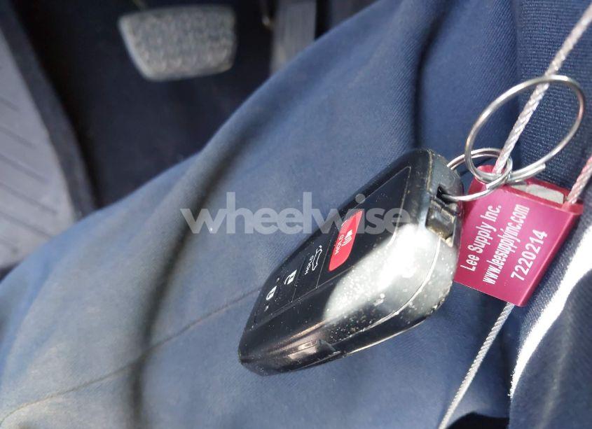 Photo 11 of 2022 Toyota Highlander HYBRID XLE (VIN 5TDGARAH3NS510285)